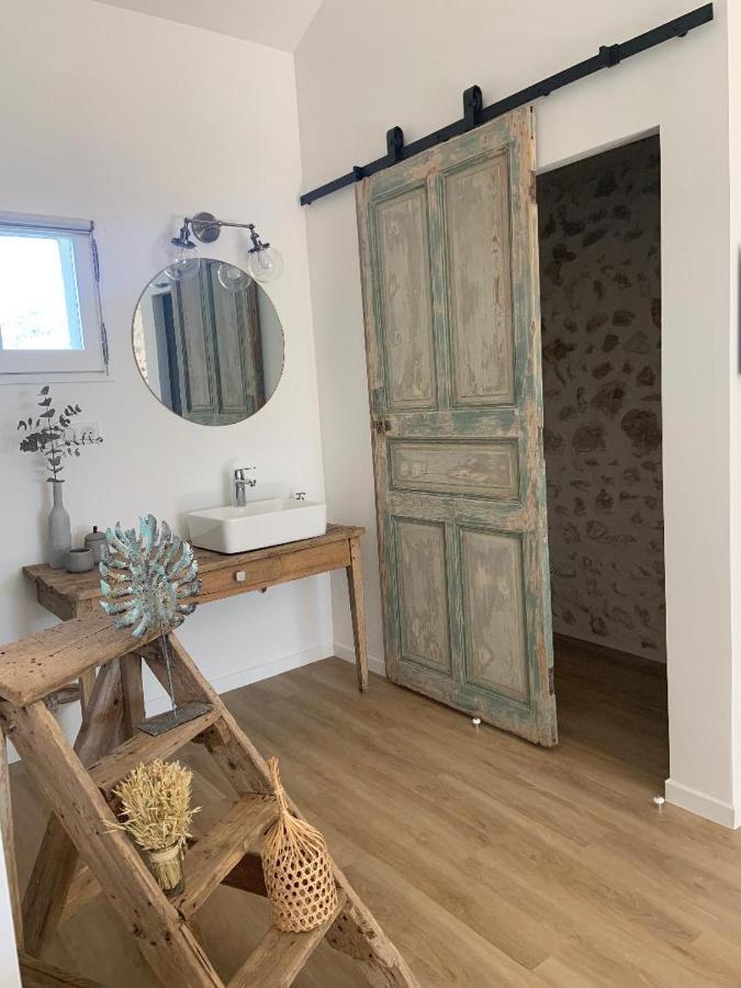 La Bergerie De Cigalon Bed & Breakfast Mouries Eksteriør bilde